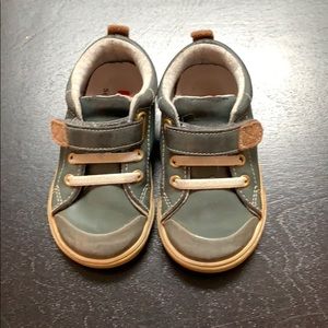 See Kai Run Leather Shoes (size 5 1/2)